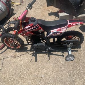 2-stroke 49cx kids beginners bike with removable training wheels